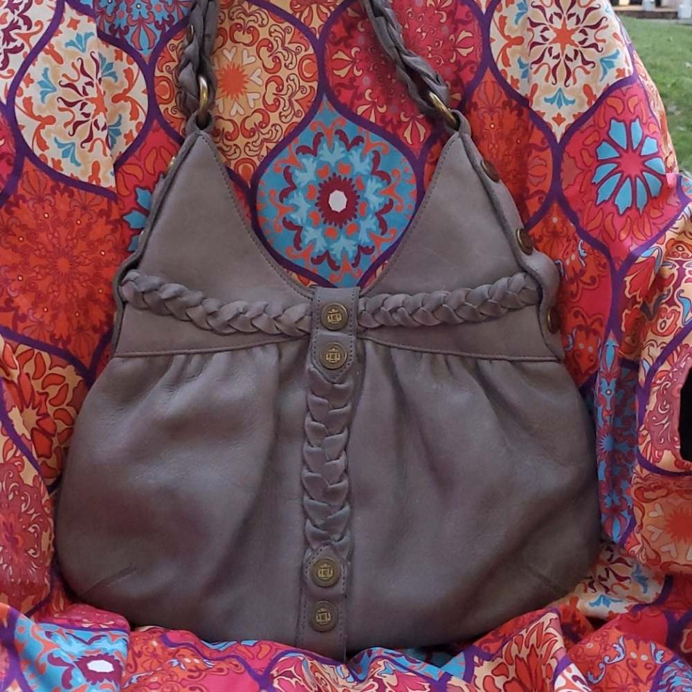 THIS IS KEEPER!! G series bag!
